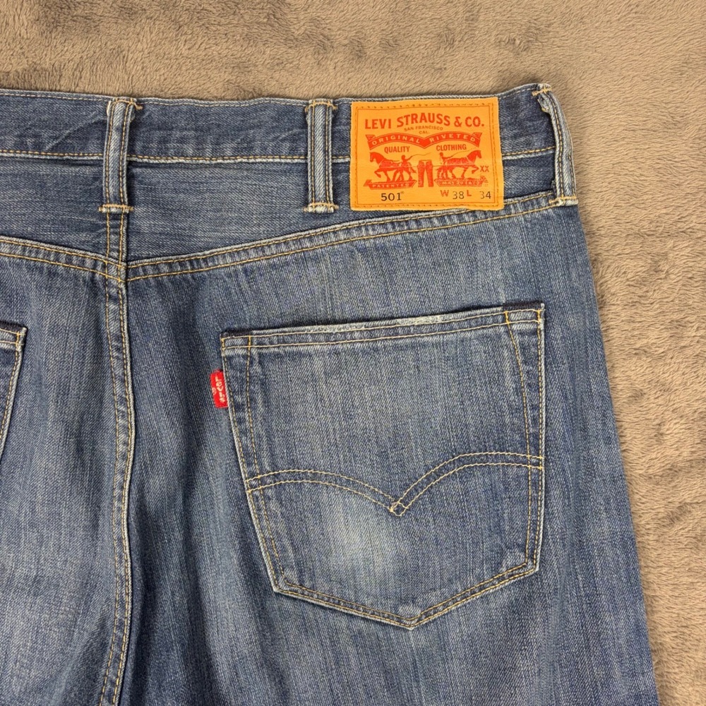 Levi Strauss Jeans Mens 38 Blue 501 Original Fit Button Fly Straight Denim Baggy - Picture 4 of 9